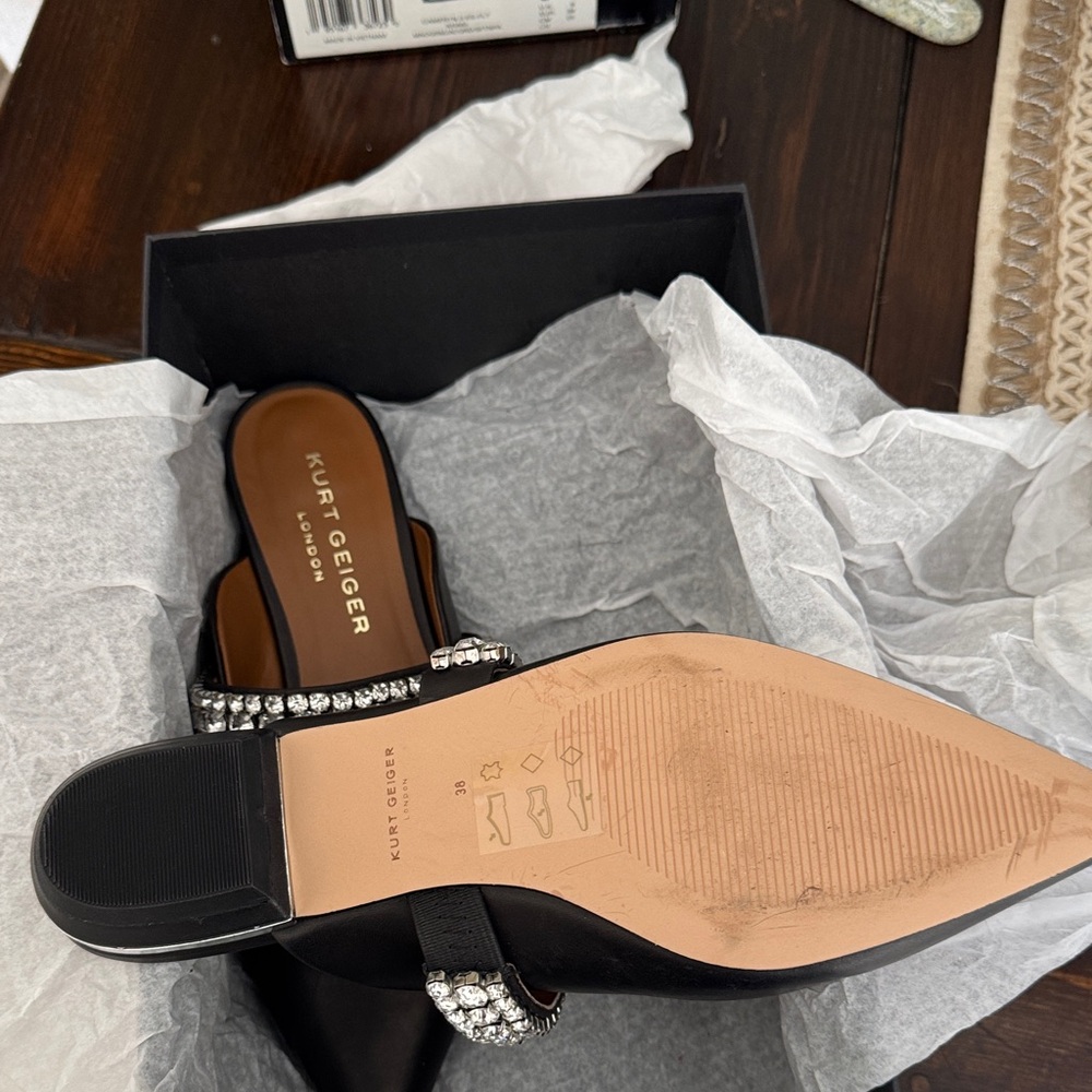 Kurt Geiger - Picture 4 of 5